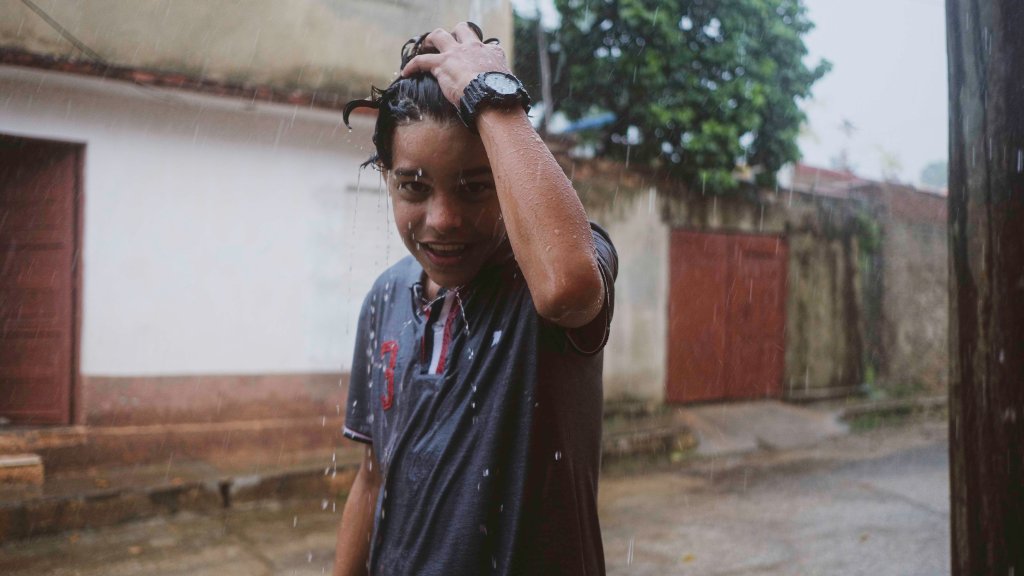 This image has an empty alt attribute; its file name is dscf1587.jpg