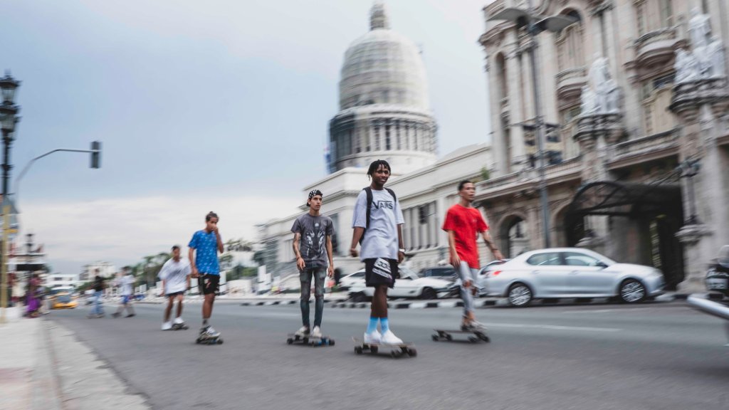 This image has an empty alt attribute; its file name is dscf8558.jpg